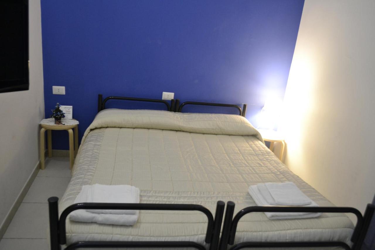 B&B A Casa Di Ale ปาแลร์โม ภายนอก รูปภาพ